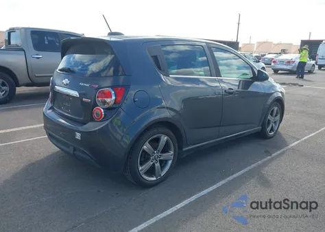 2015 Chevrolet Sonic Rs Auto z USA, uszkodzony, nr VIN 1G1JG6SB5F4154120